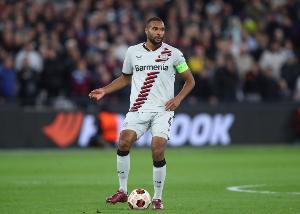 法尔克：拜仁在若纳坦-塔争夺战中领先巴萨，后者无法保证注册