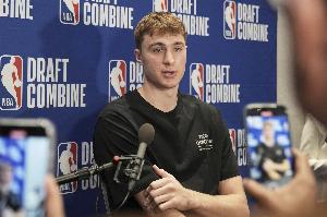 确定选弗拉格？基德：我只是教练但应该没错 他2-4号位都能打