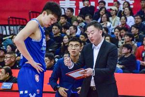 🤣杨瀚森打趣刘维伟：想回来“跑山”训练 NBA训练强度不够