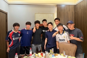 陕西重庆赛后国安青训众人聚会，梁少文晒照：天高任鸟飞