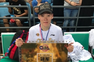 落选亚洲杯大名单！张宁发博晒多张旧照：万事开头难 接下来呢？