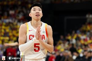 廖三宁与胡明轩的表现不尽如人意 中国男篮不能对印度掉以轻心