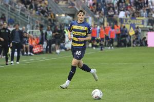 意媒：帕尔马今夏为莱奥尼要价3500至4000万欧，明夏或涨至7000万