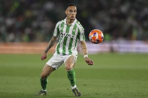 西媒：贝蒂斯给安东尼留了非欧名额，但不会为他打破财政限制