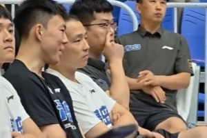 媒体人：浙江队利用自身缺陷&王奕博双重身份限制他 很难让人共情