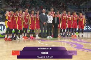 赵继伟祝贺中国男篮：胜利者！满分💯