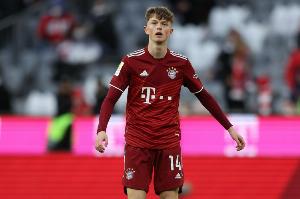 记者：埃因霍温并未放弃签下万纳尔，他们接近与球员谈妥个人条款