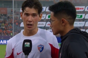 侯永永：我们服从主教练的战术，踢得有纪律性，取得了不错的结果