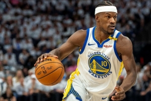 科尔：上周我们练空间问题 本周练半场站位&最大化巴特勒单打效率