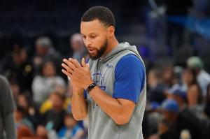 科尔：库里追梦巴特勒霍福德都会出战明天与开拓者的比赛