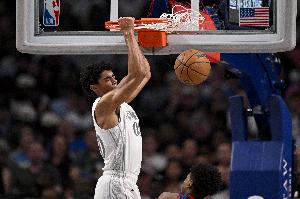 克里斯蒂：我们要成为联盟防守最好的队 球队人员配置有能力做到