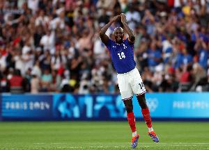 28岁首次入选法国队！马特塔：小时候曾被球踢到头昏倒 偶像伊布