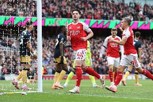 希勒：把赖斯往前放一些他甚至踢得更好，虽然后腰他也能胜任