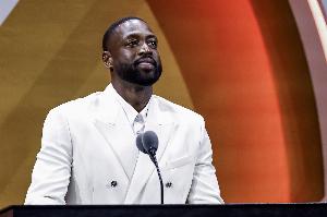 韦德父亲谈韦德名人堂等成就：仍感觉难以置信 感觉很不真实