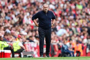 天空：澳波仍按部就班备战森林对阵切尔西的比赛，暂无被解雇迹象