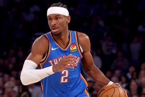 亚历山大：无论顺逆境我们都始终紧密相连 擅长反思也敢承担责任