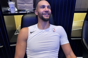 萨格斯：我最大的成长是早早领到2犯后心态没崩溃 回归感觉很棒