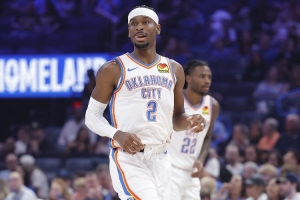 名嘴：亚历山大进行了很多光脚爬行练习 他1对1时几乎不可阻挡