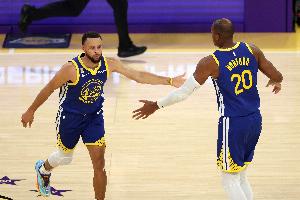 媒体人：戈登生涯夜跨不过库里的王之裁决库里点约基奇耗尽其体能