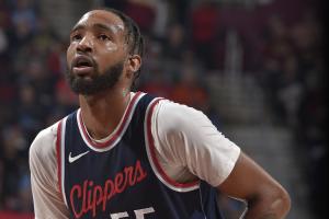 🏹三分5中5超神！小琼斯100%命中率砍了17分+0失误