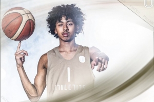 OTE联赛常规赛第二场 朱正砍下8分10篮板2助攻&揽6个前场篮板