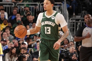 里弗斯：瑞安-罗林斯是个硬汉 我们队都全是这样的斗士