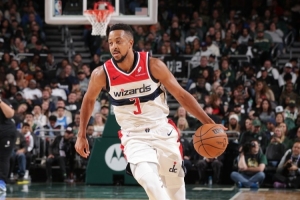 历史第18位！麦科勒姆职业生涯三分命中总数达到2000个