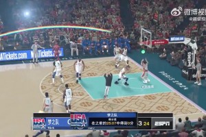 这还打个der啊！😂大神恶搞：梦之队vs篮球火“霹雳烽火狼”！