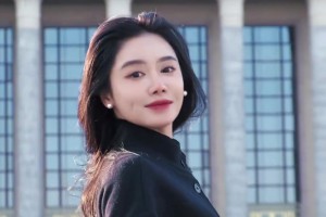 美娜：国泰民安 盛世华章 祝祖国生日快乐🇨🇳