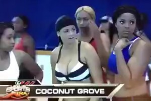 好看爱看！这是什么女子篮球赛？穿得这么少啊！🙈