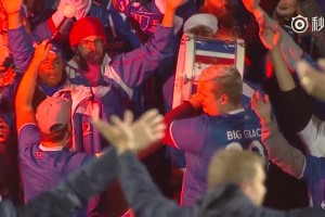 维京战吼震撼人心！冰岛当年晋级世界杯，球迷们是什么样的？