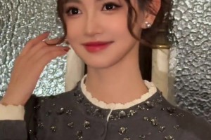 金佳悦在上海时装周遇到Angelababy，两人看上去真有点像啊😍