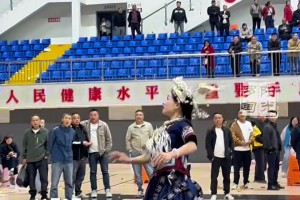 😍快来看表妹投篮了！黔南“村BA”总决赛后惊艳一幕！