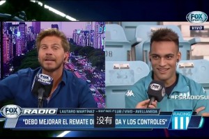 后面有彩蛋！青涩劳塔罗18年接受采访，被主持人撺掇找梅西合影！